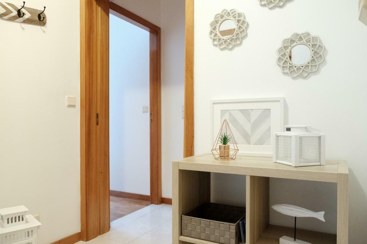 Apartment With Balcony In The Square Porto Luaran gambar